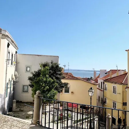Apartman Alfama Poets House